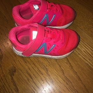 Good Used Condition Girls New balance Sneakers